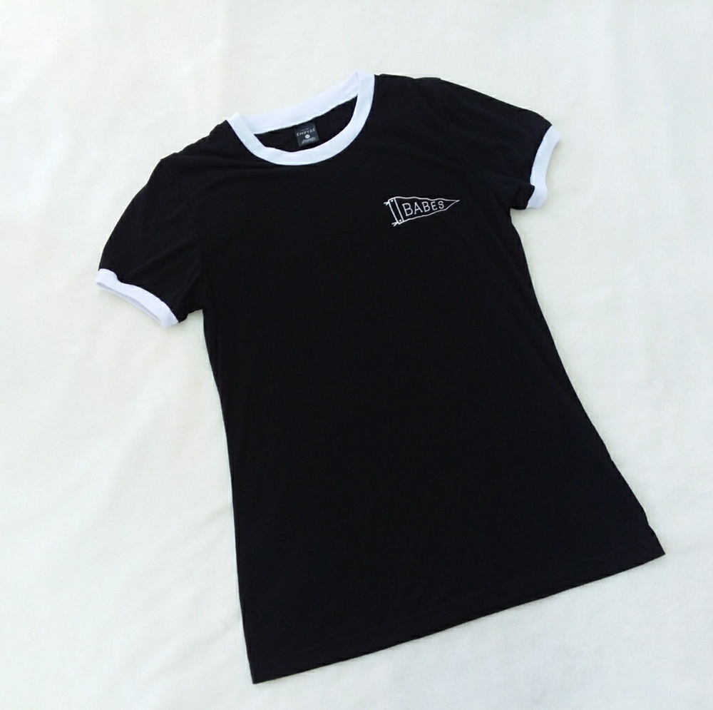 5for20$🛍[Empyre] "Babes" Ringer Tee💋